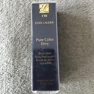 Estēe Lauder Pure Colour Envy Sheer Matte Lipstick